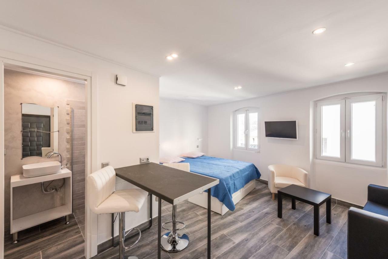 Corfu Downtown Suites 外观 照片
